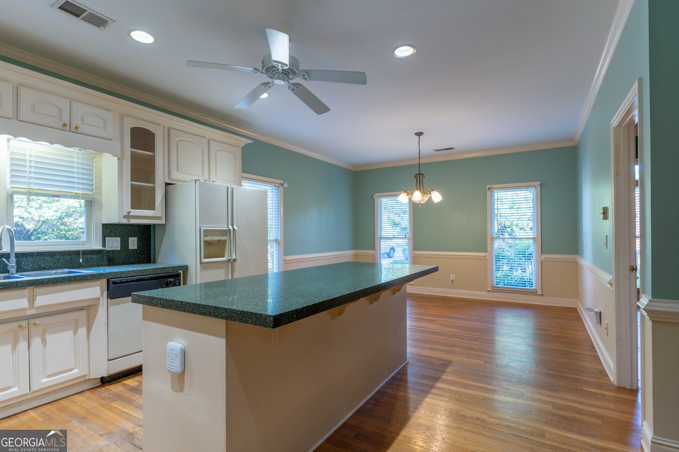 1210 Lancelot Court Loganville - 18