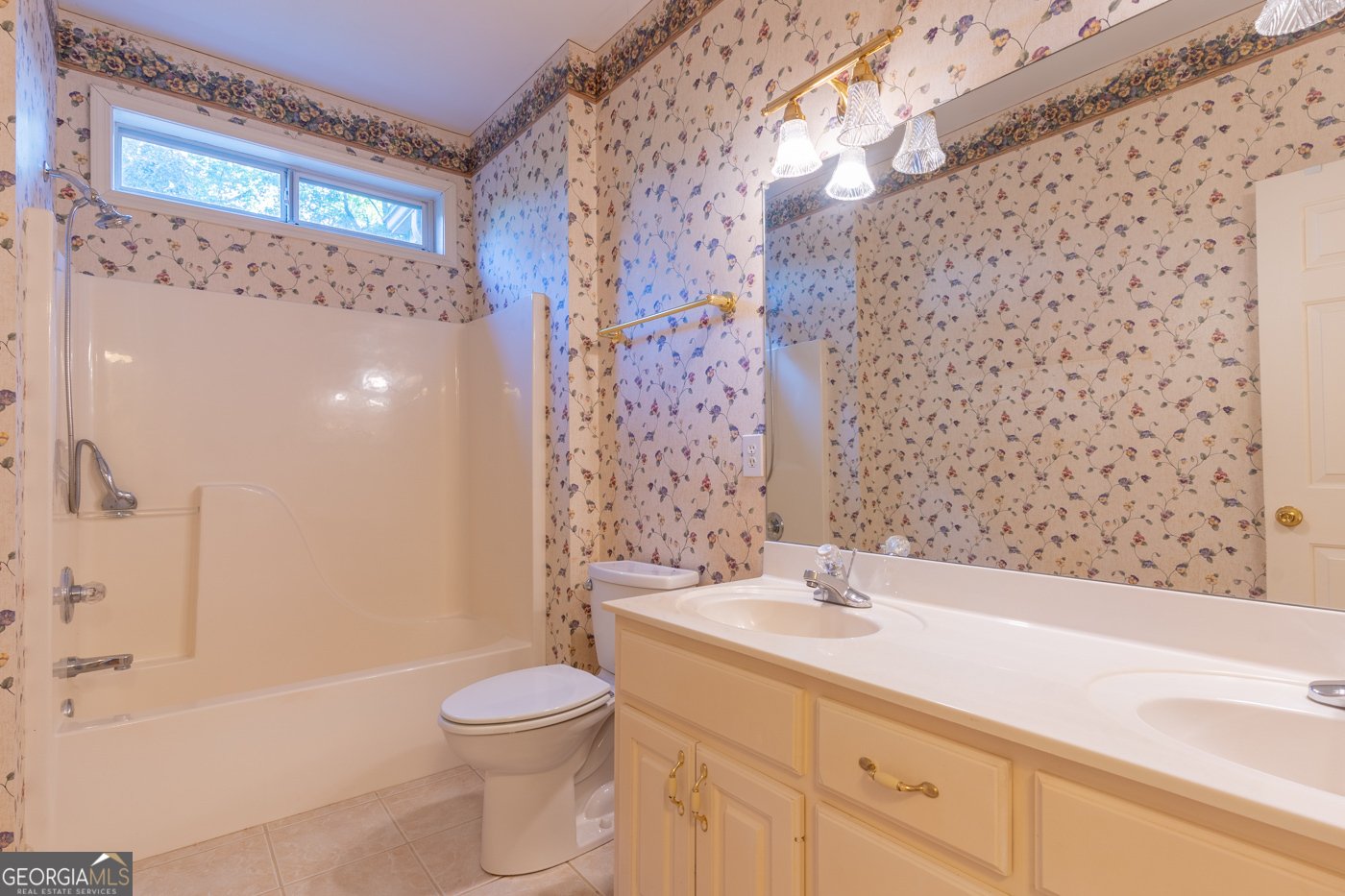 1210 Lancelot Court Loganville - 27
