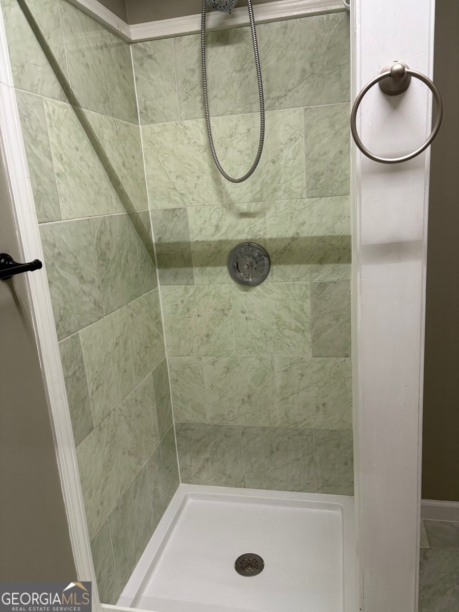 2828 Hicks Road Marietta - 28
