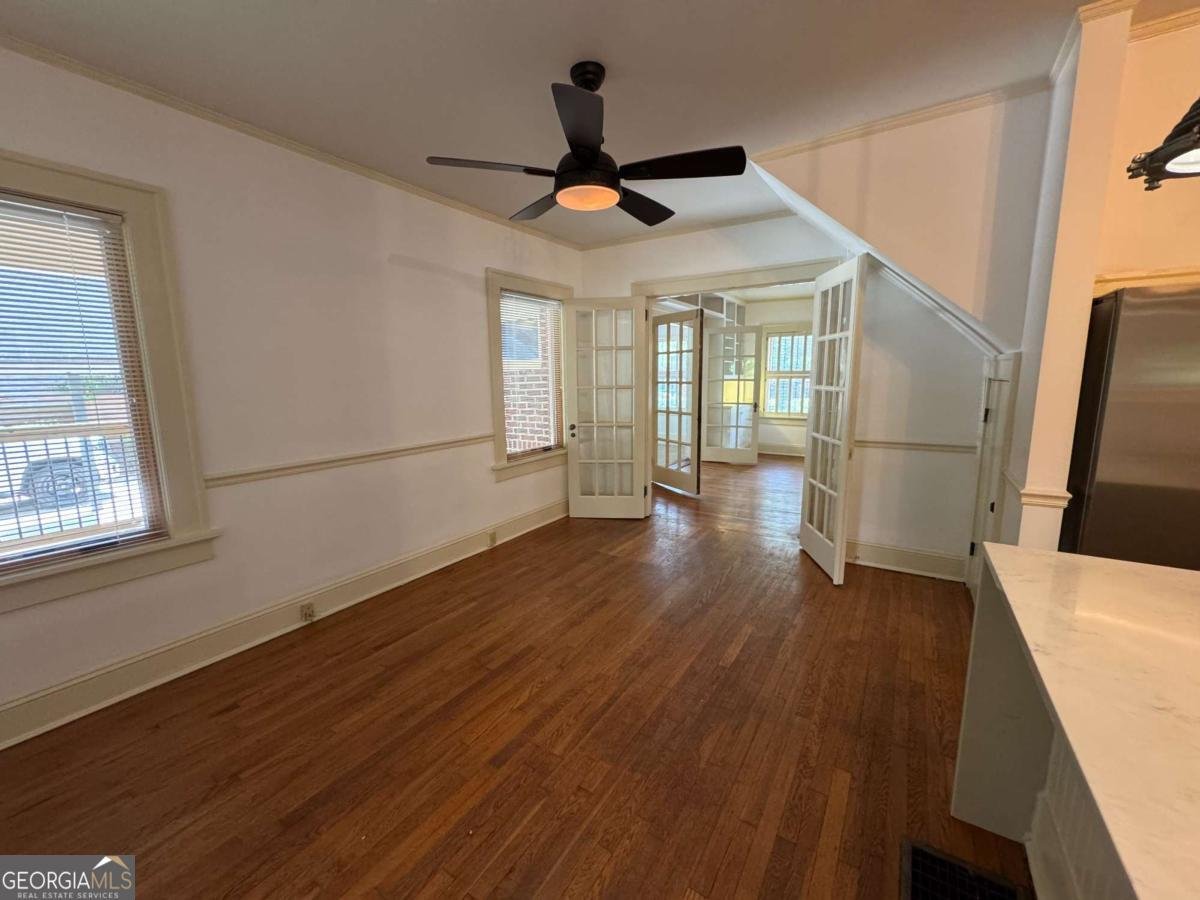 280 Holman Avenue Athens - 11