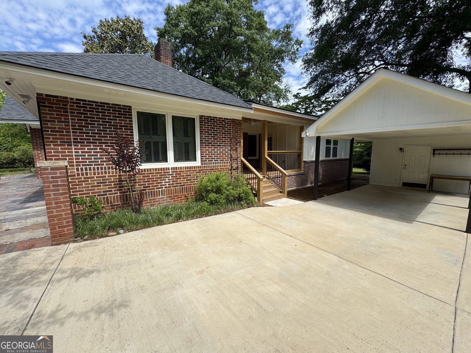 280 Holman Avenue Athens - 47