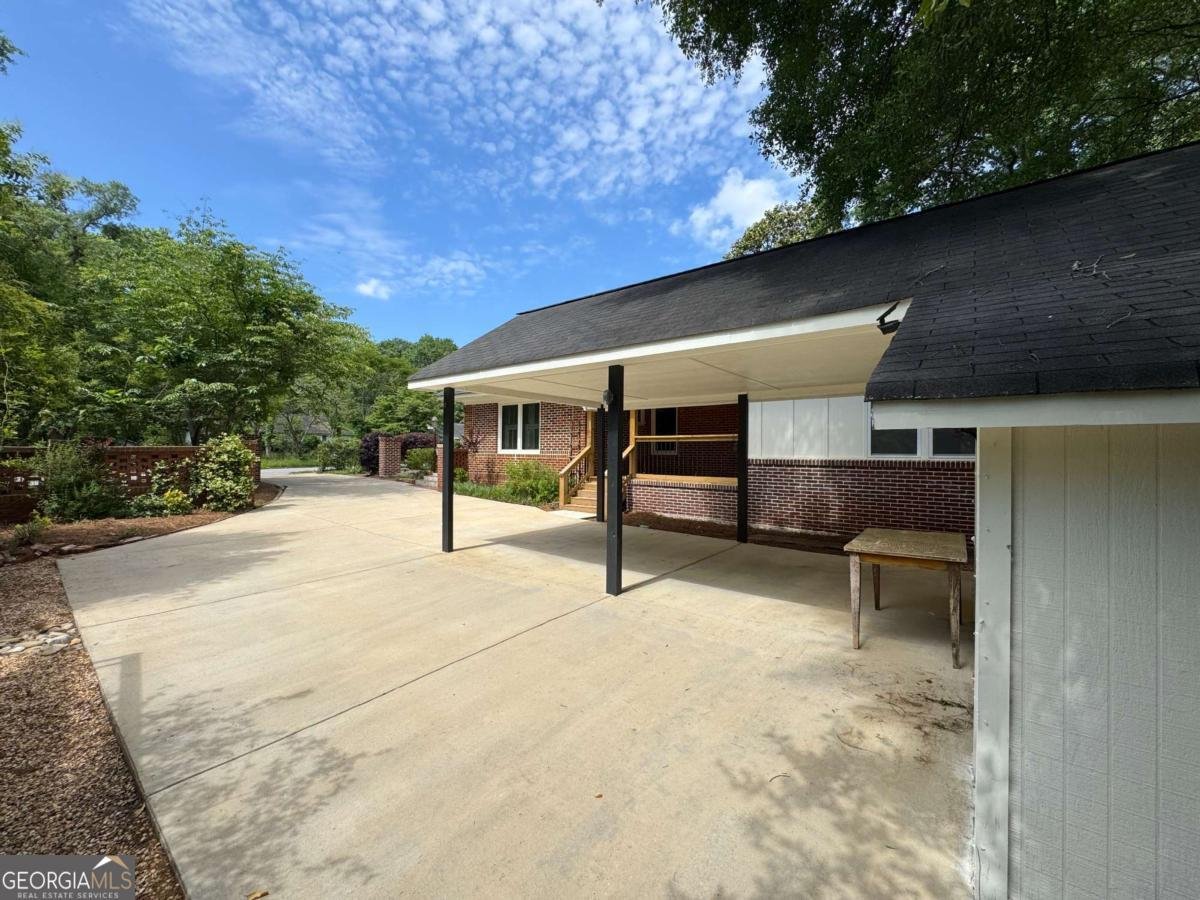 280 Holman Avenue Athens - 49
