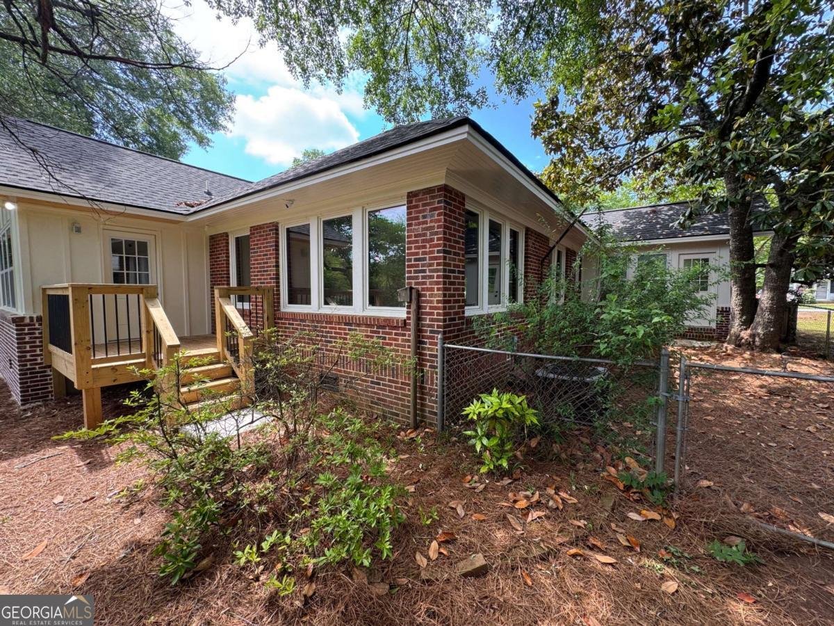 280 Holman Avenue Athens - 55