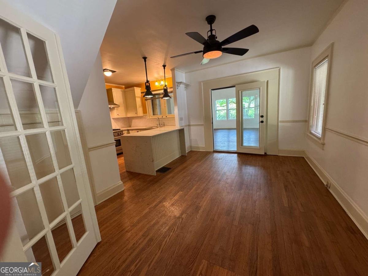 280 Holman Avenue Athens - 9