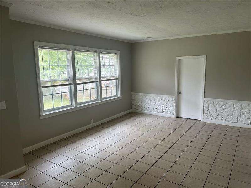 2076 Garden Circle Decatur - 2