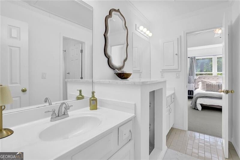 765 Vinings Estates Drive Mableton - 16