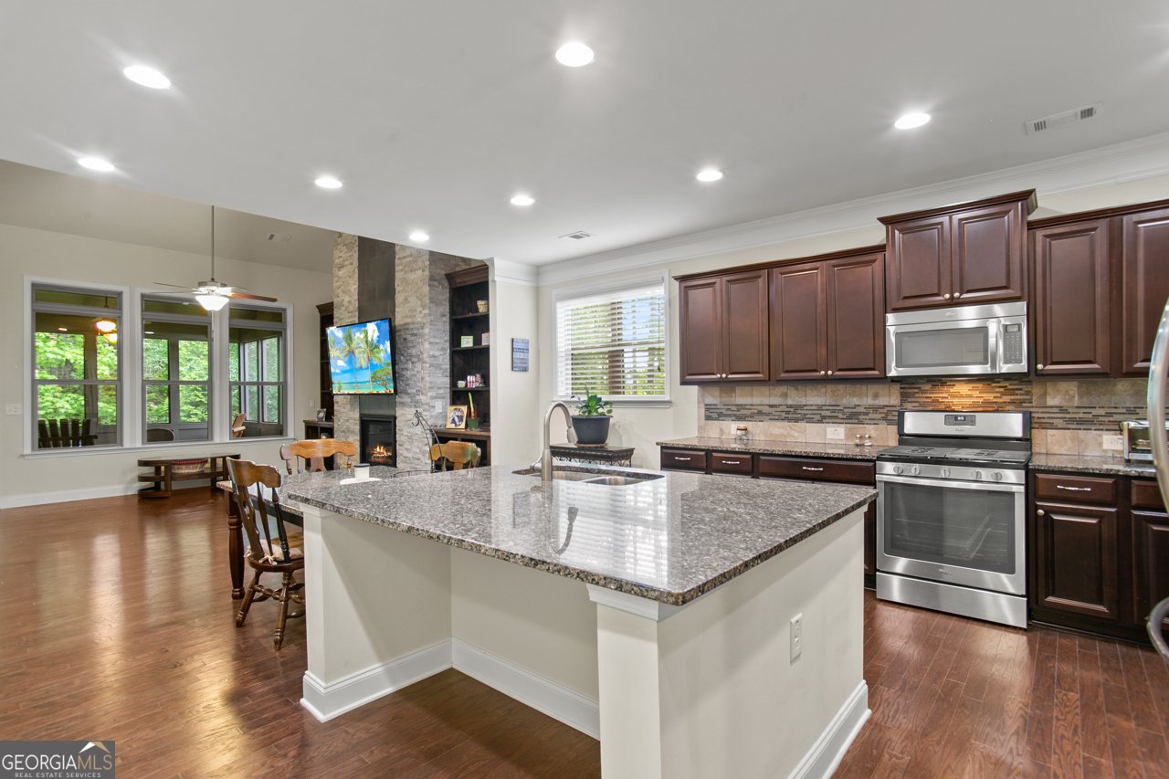 436 Barnett Street Woodstock - 17