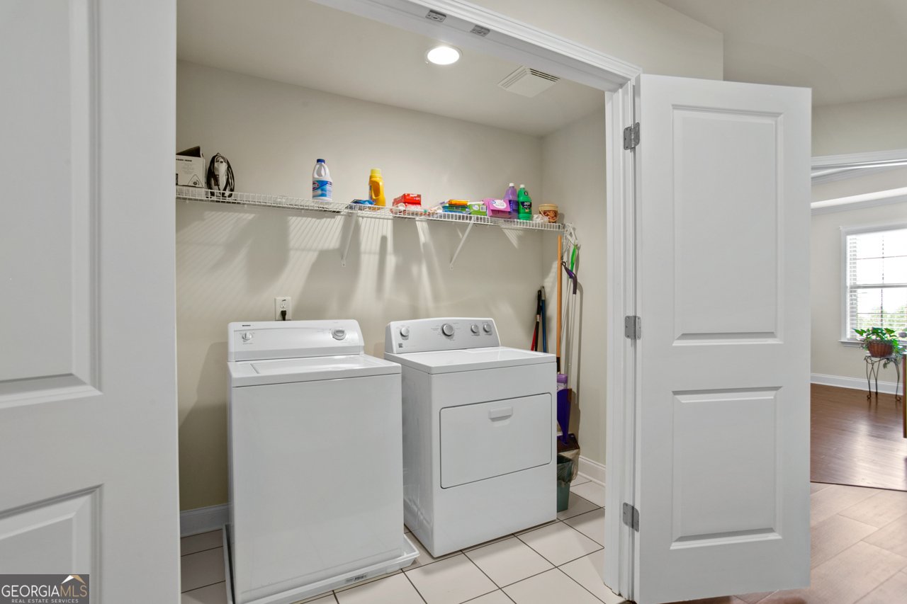 436 Barnett Street Woodstock - 35