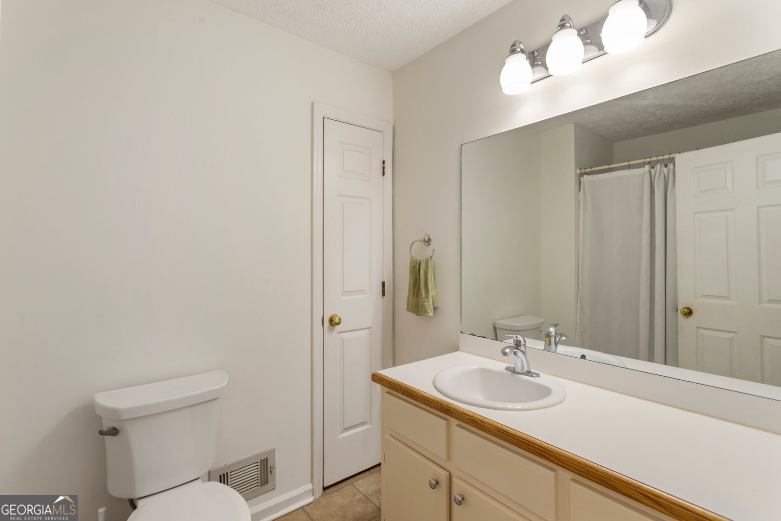 6637 Oak Farm Drive Acworth - 30
