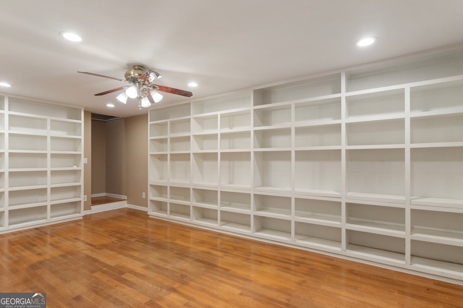 6637 Oak Farm Drive Acworth - 33