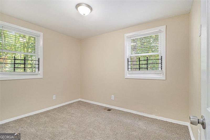 442 COLOGNE Drive Atlanta - 16