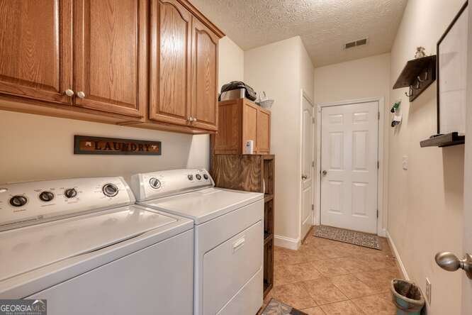 302 Brook Green Court Blairsville - 28