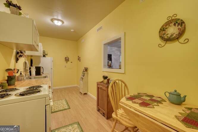 302 Brook Green Court Blairsville - 45