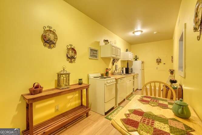 302 Brook Green Court Blairsville - 46
