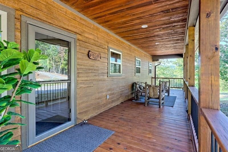 620 Clay Drive Blairsville - 37