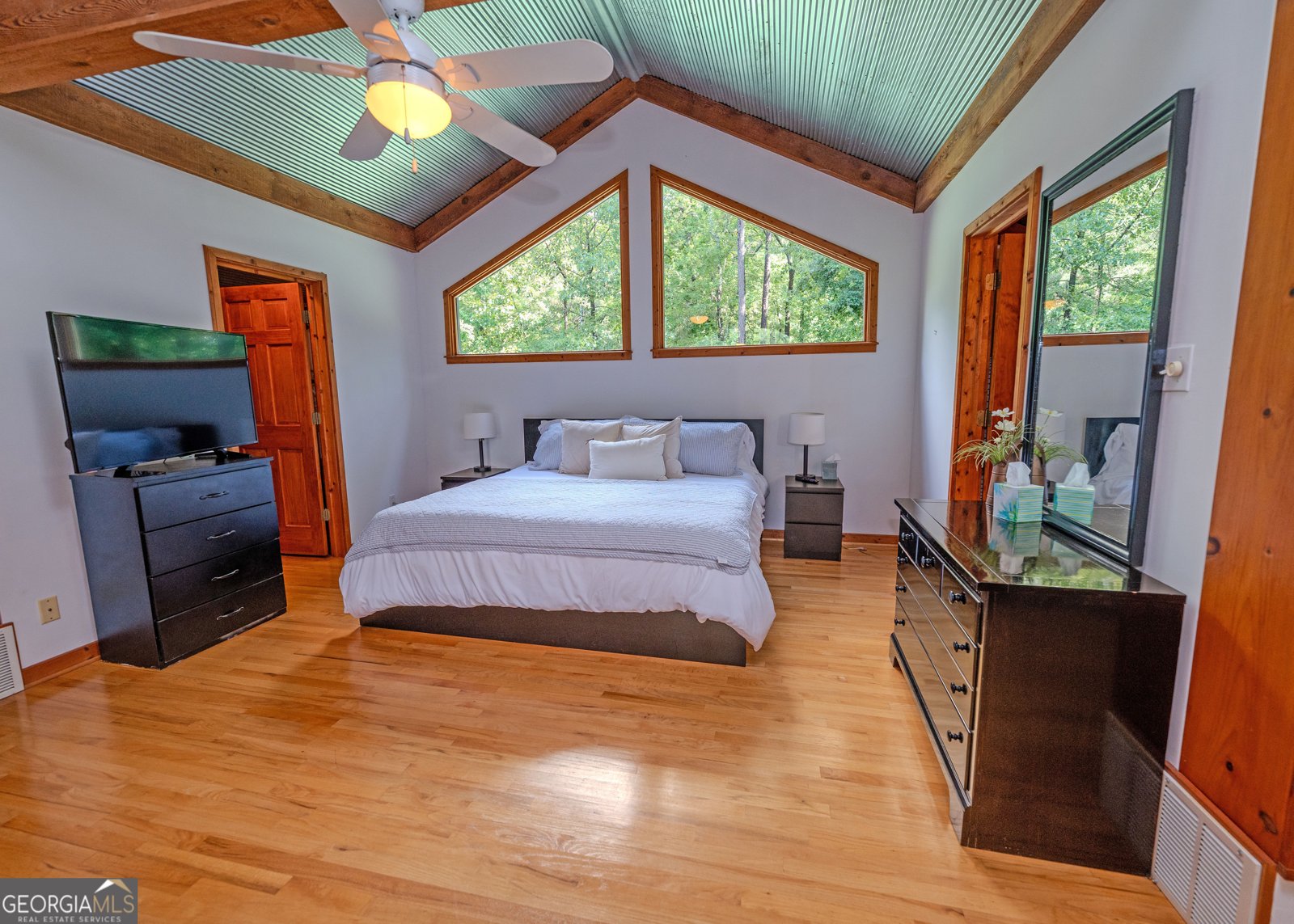 142 Hugh Dorsey Road Hartwell - 27