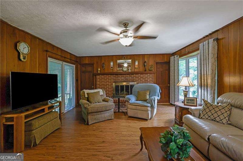 1125 Lanier Drive Marietta - 19