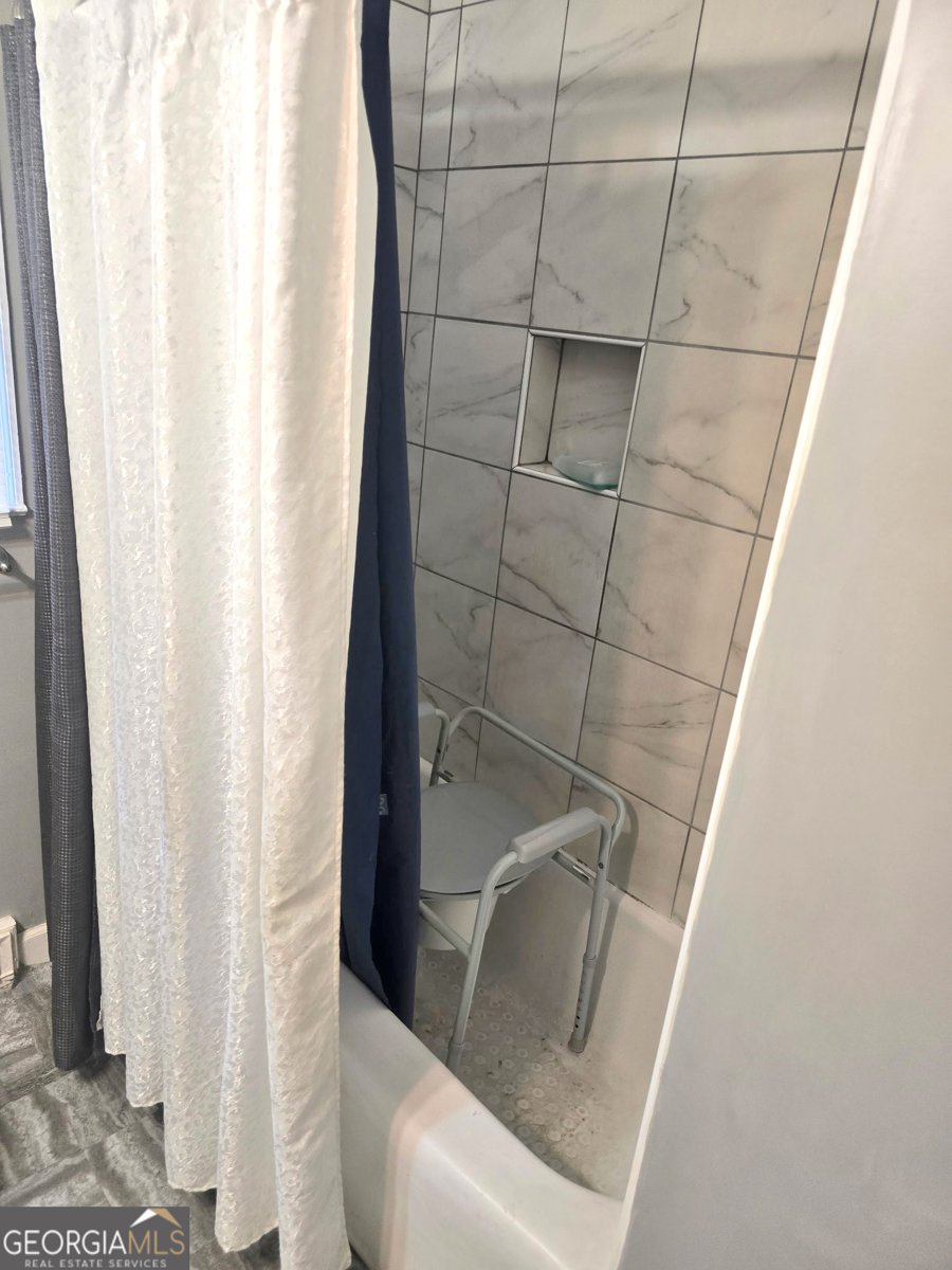 142 Wilshire Road Rome - 21