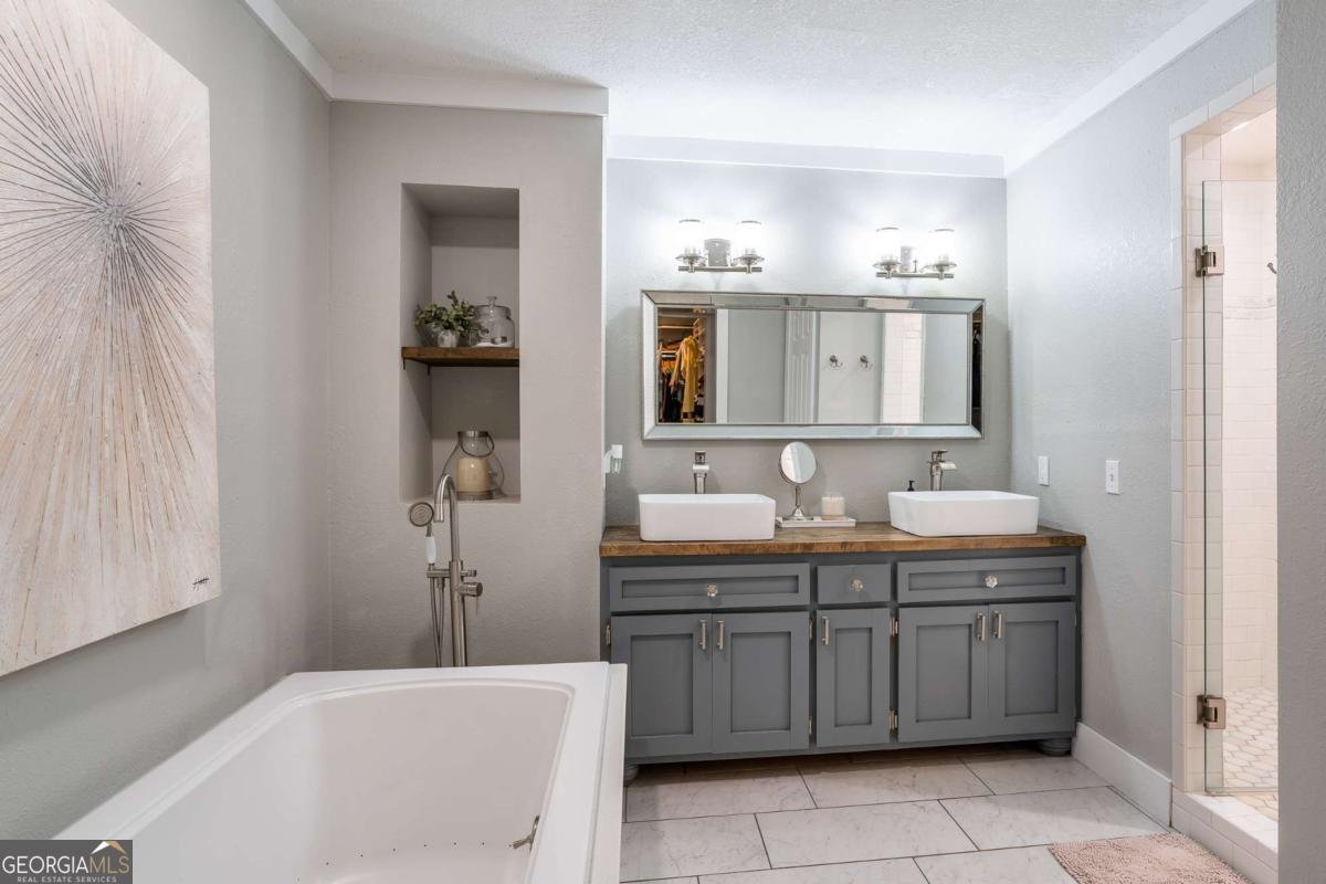 138 Mccombs Drive Blairsville - 29