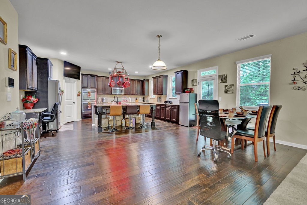 412 Live Oak Pass Loganville - 12