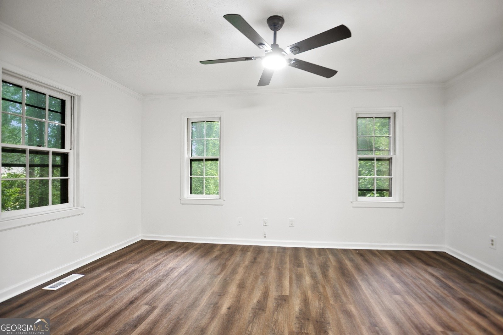 6032 Lakeshore Drive Mableton - 12