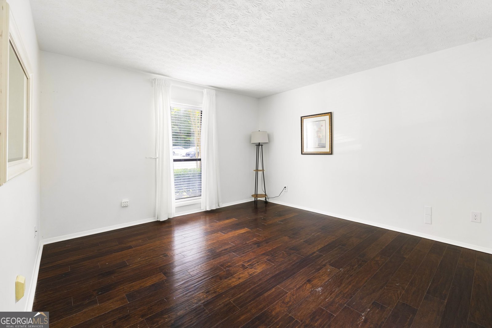 807 Woodcliff Drive Sandy Springs - 17