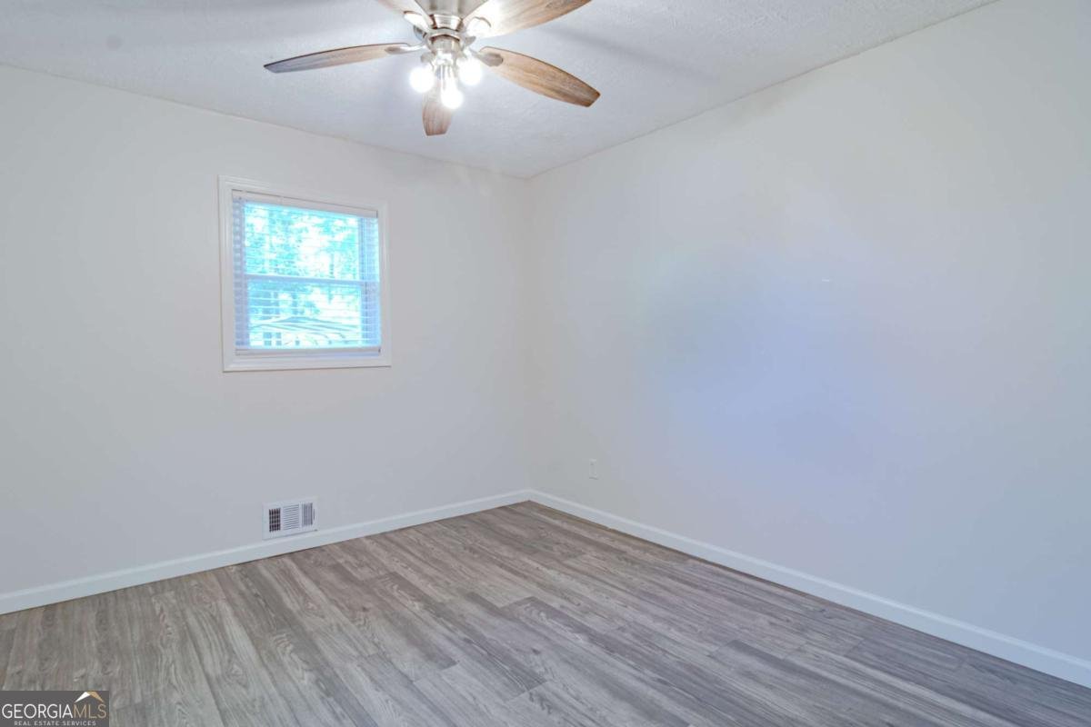 317 COMMUNITY Drive Mableton - 19