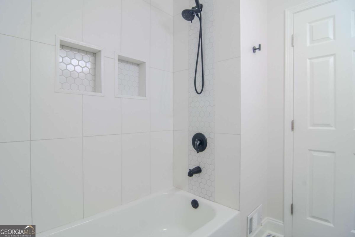 317 COMMUNITY Drive Mableton - 22