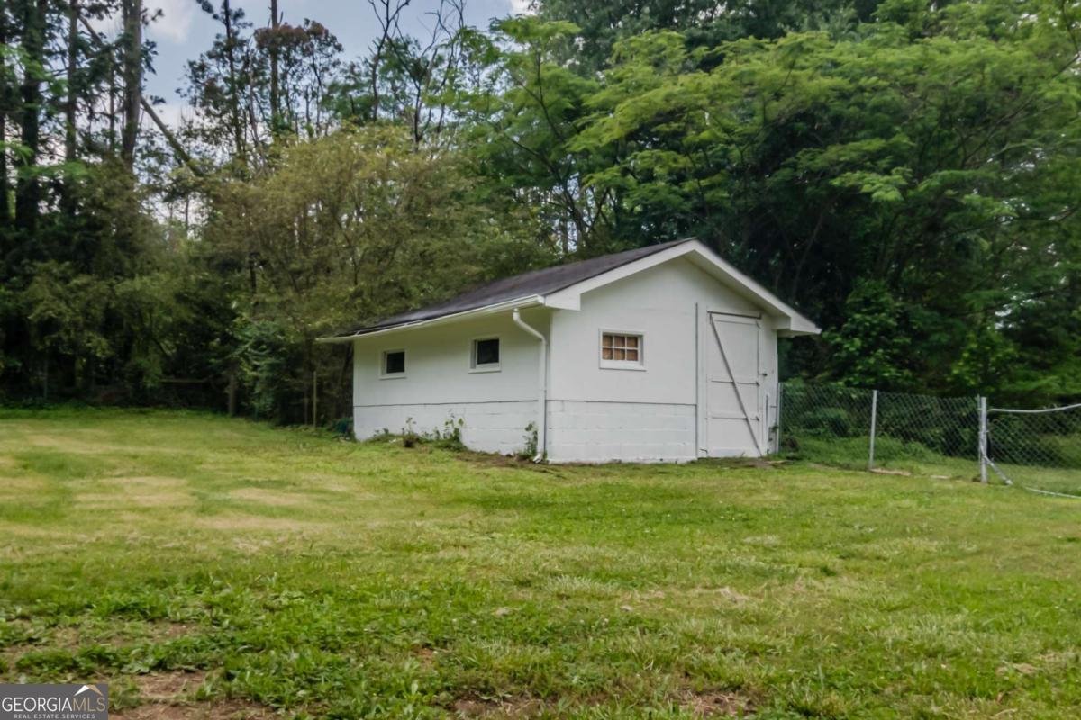 317 COMMUNITY Drive Mableton - 29