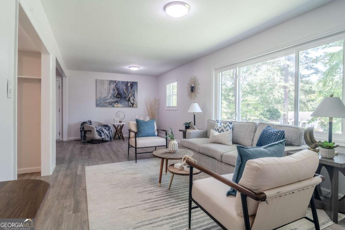317 COMMUNITY Drive Mableton - 5