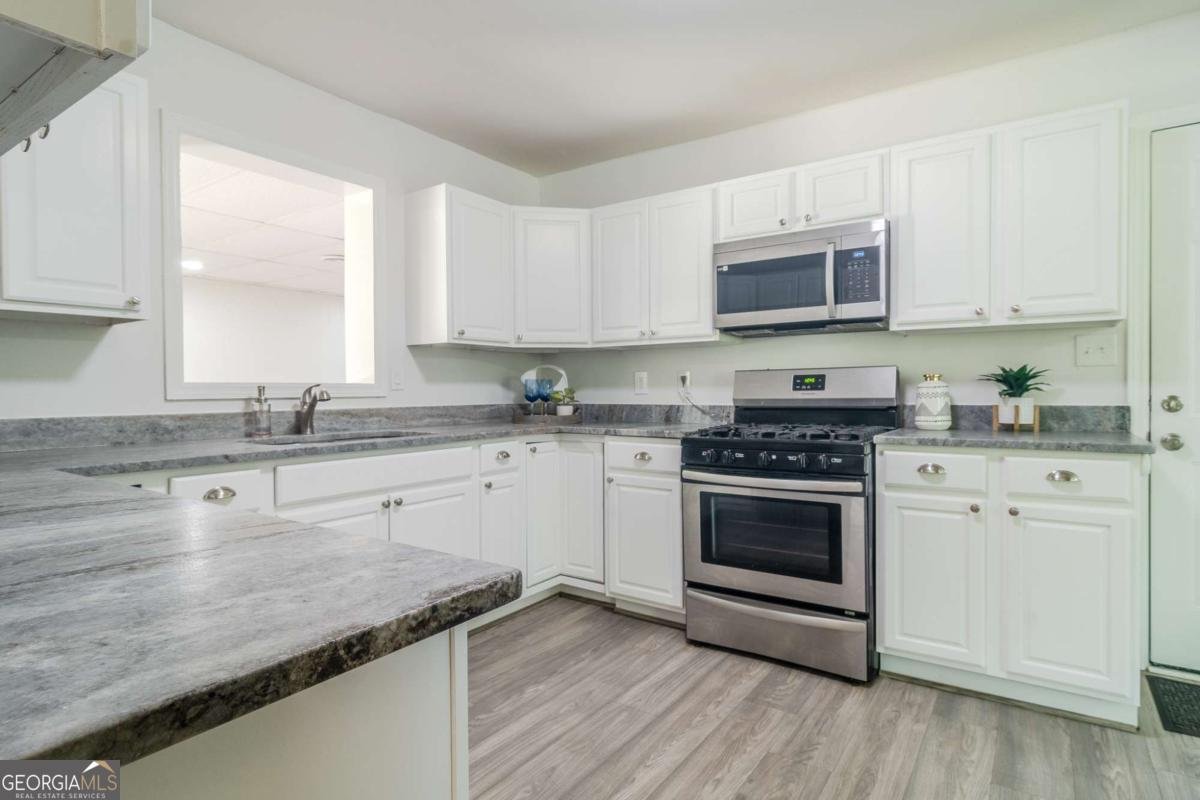 317 COMMUNITY Drive Mableton - 8