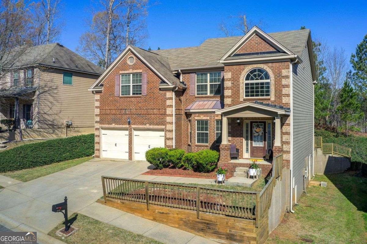 7933 Heathmore Drive Fairburn - 1