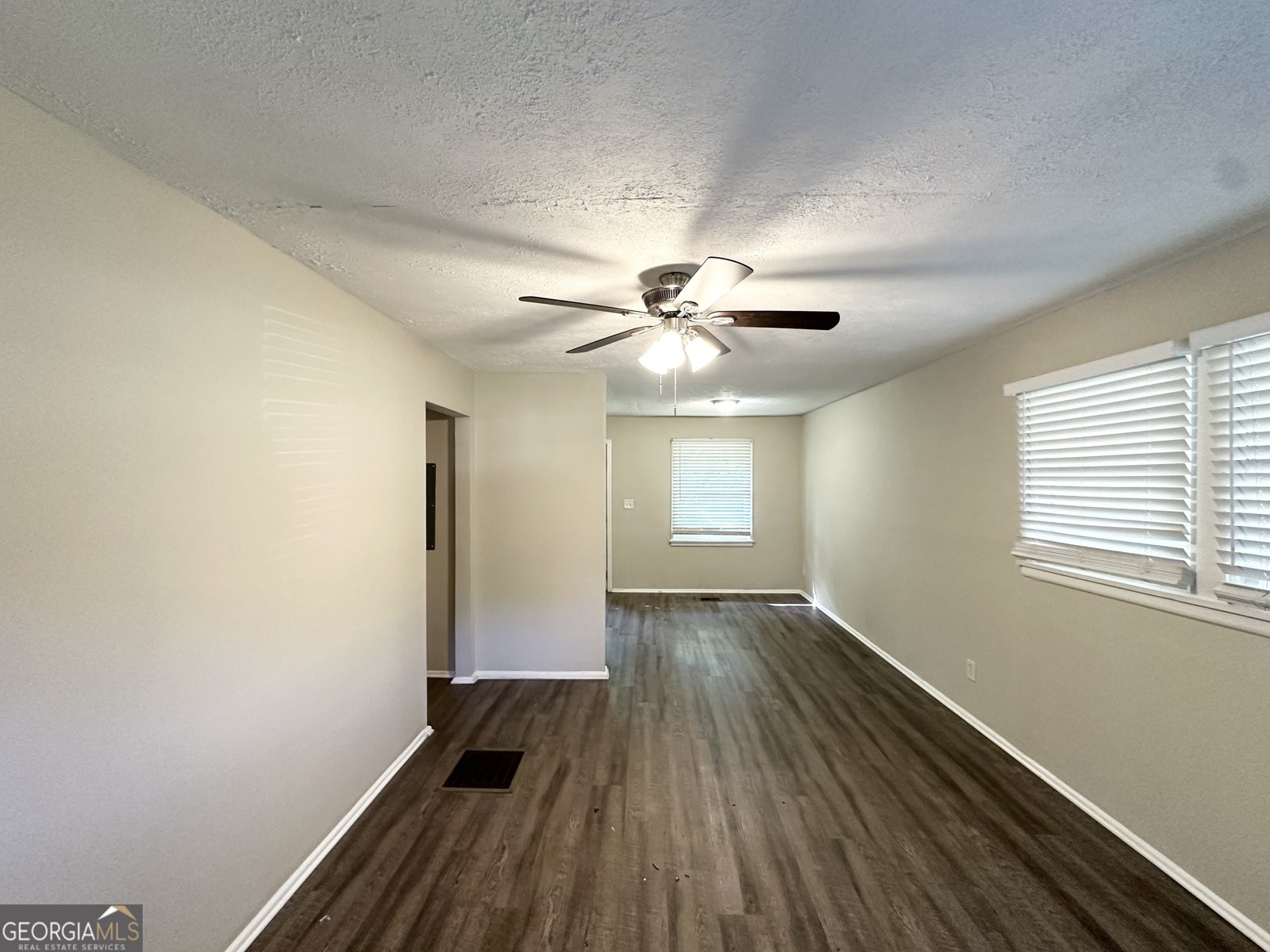 250 Glenrose Circle Atlanta - 3