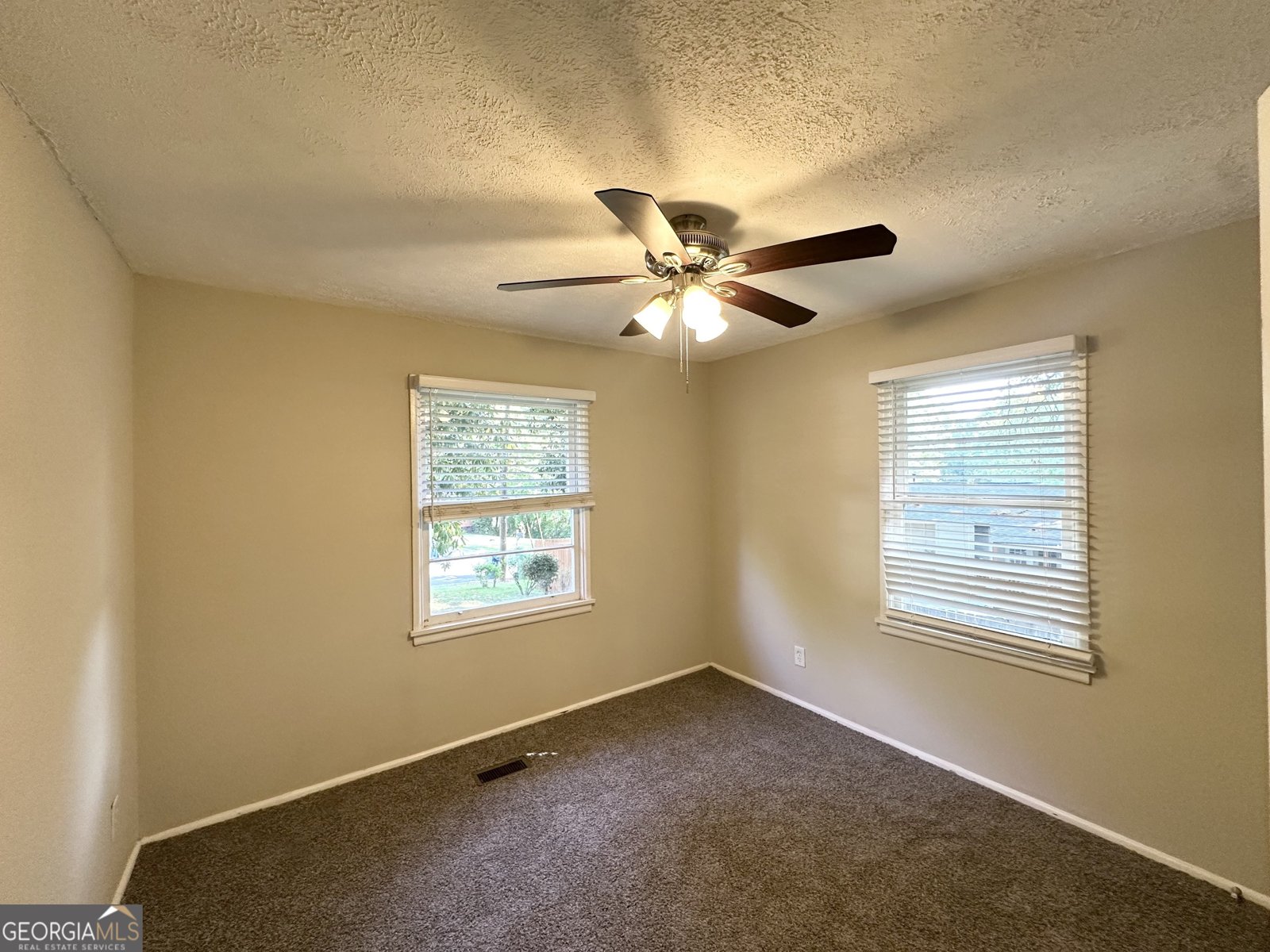 250 Glenrose Circle Atlanta - 7