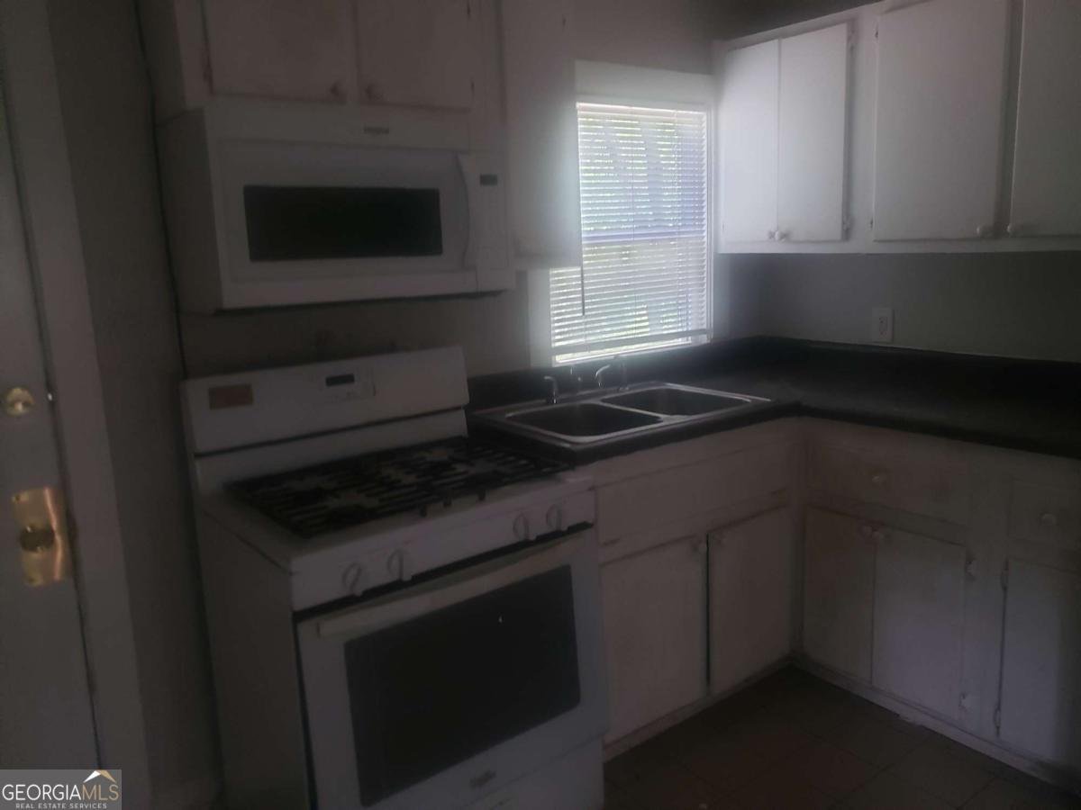 2835 Burton Road Atlanta - 4