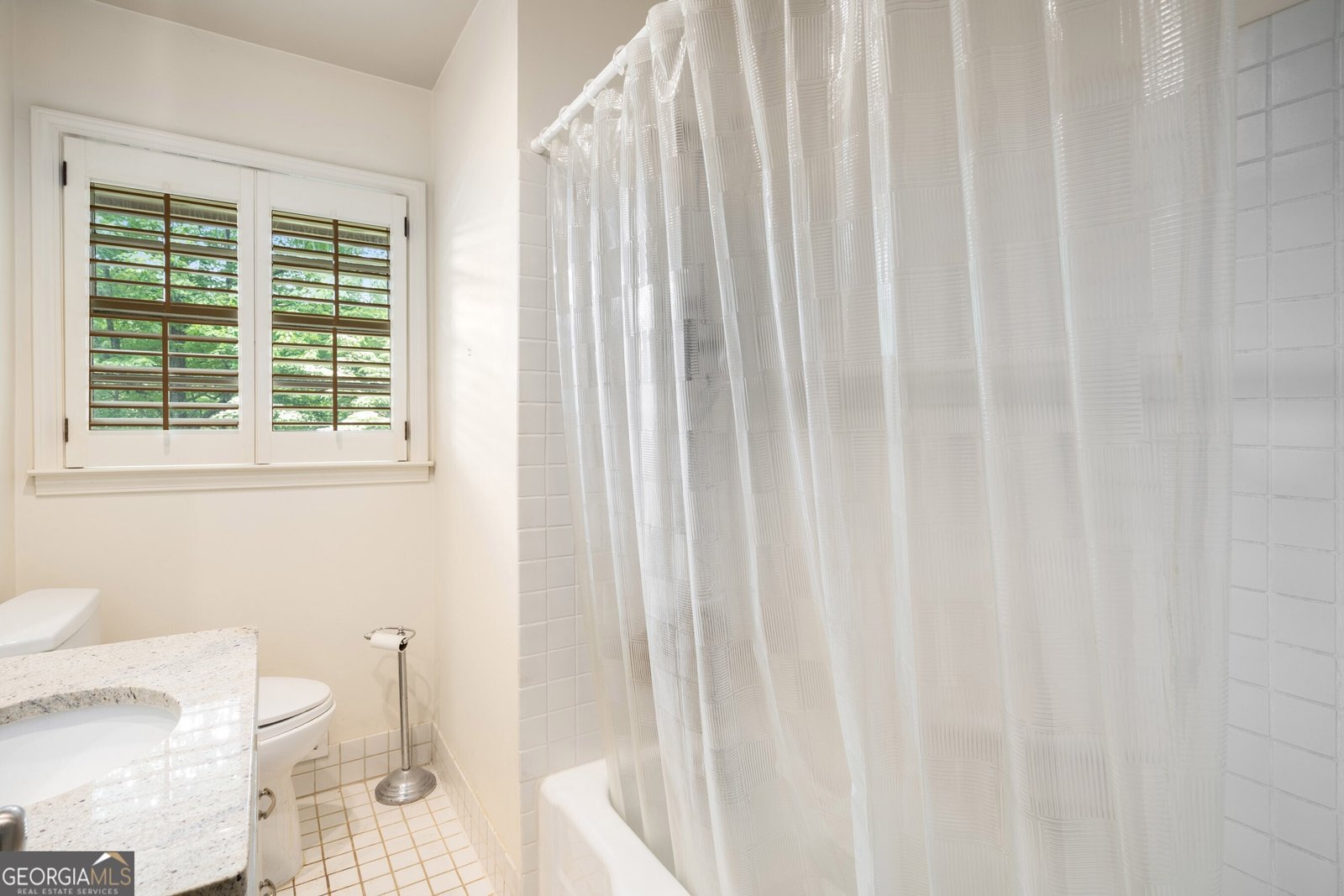 2556 Defoors Ferry Road Atlanta - 13