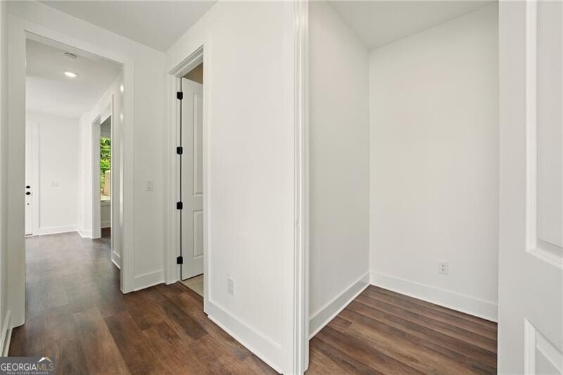 2200 Carlton Court Atlanta - 14
