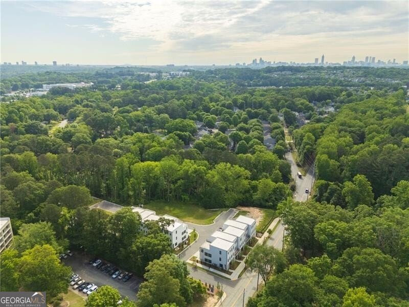2200 Carlton Court Atlanta - 2