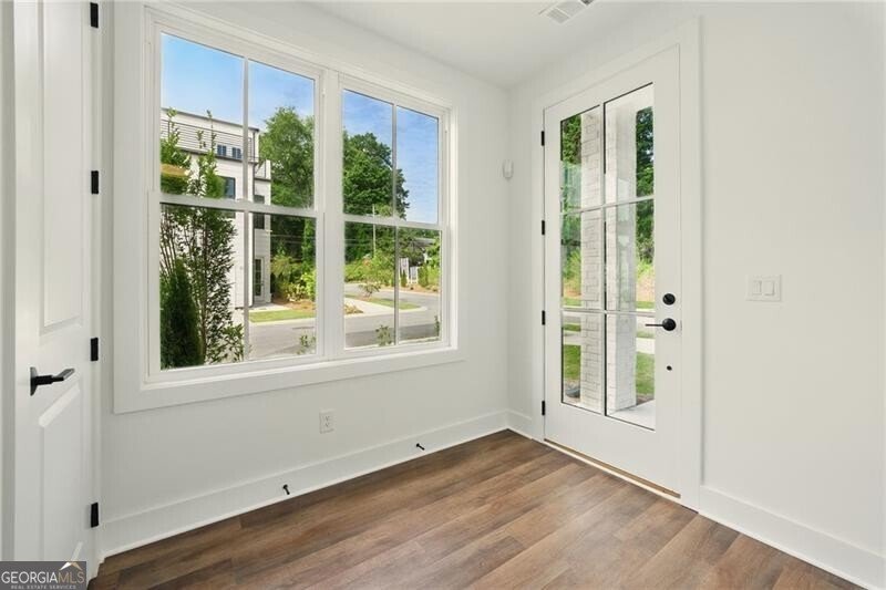 2200 Carlton Court Atlanta - 6