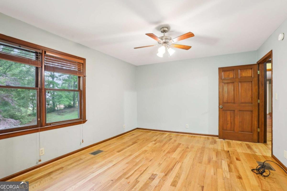 4071 Warren Road Flowery Branch - 21