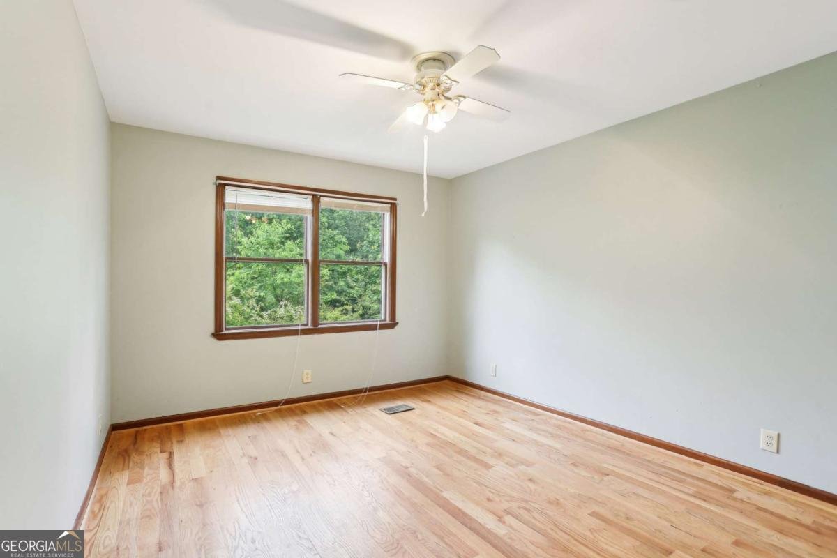4071 Warren Road Flowery Branch - 27