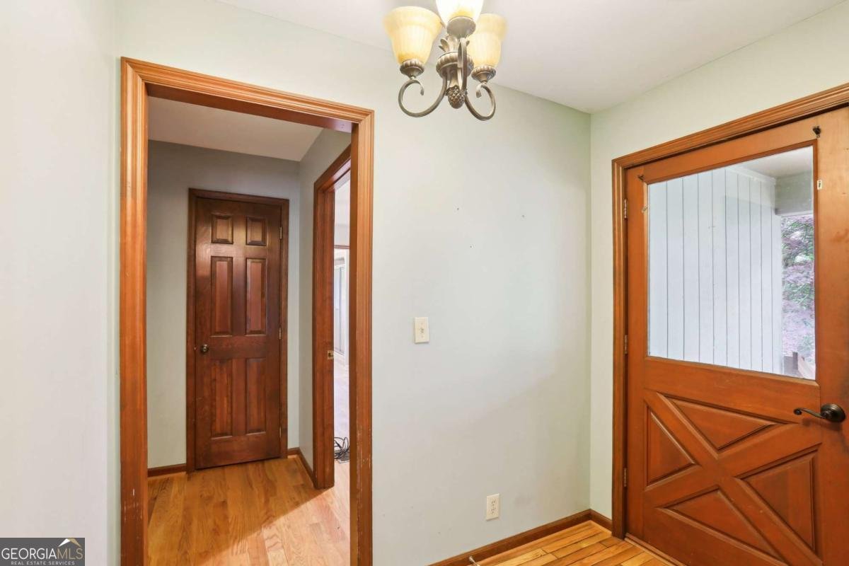 4071 Warren Road Flowery Branch - 3