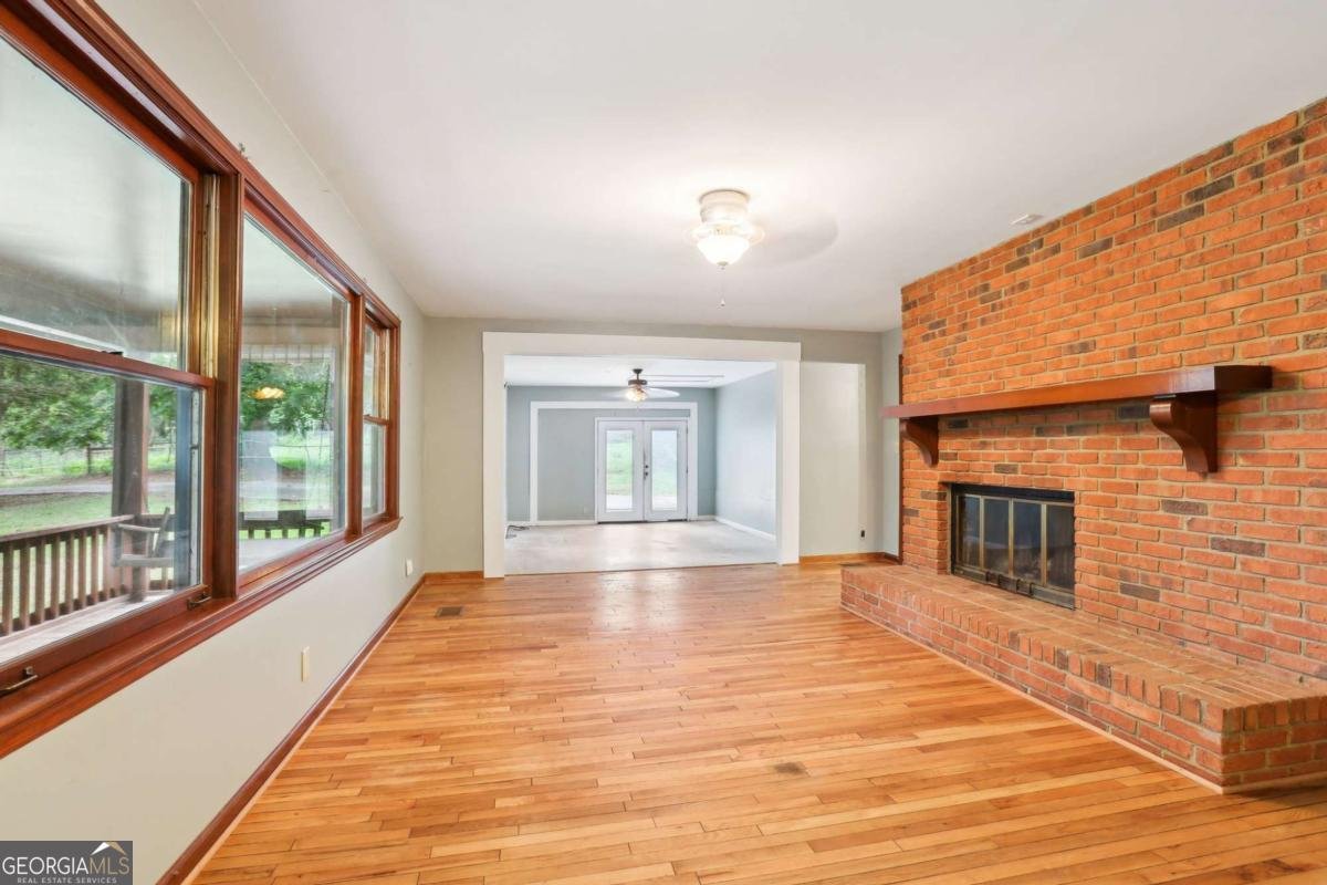 4071 Warren Road Flowery Branch - 6