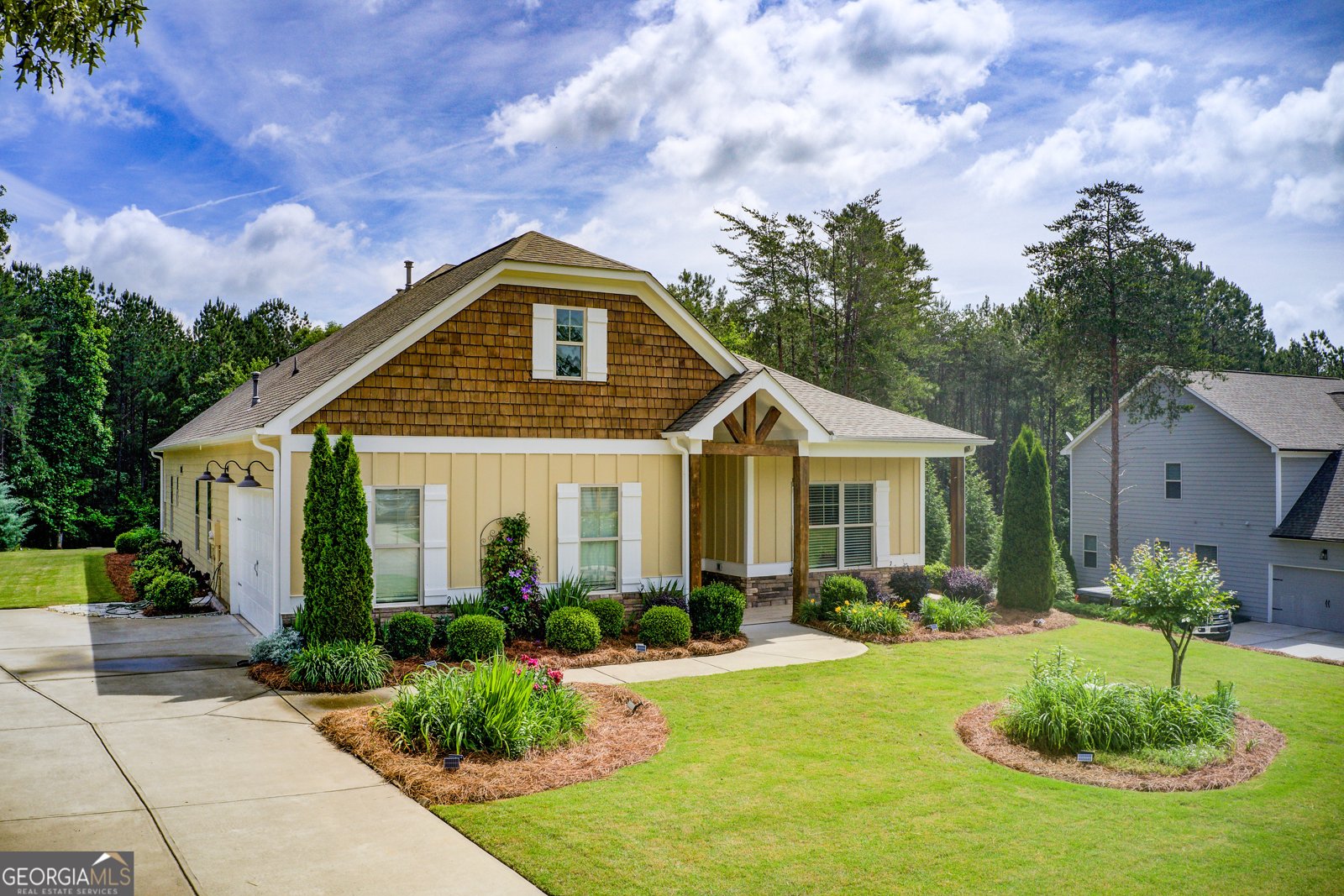 608 Red Leaf Way Canton - 45