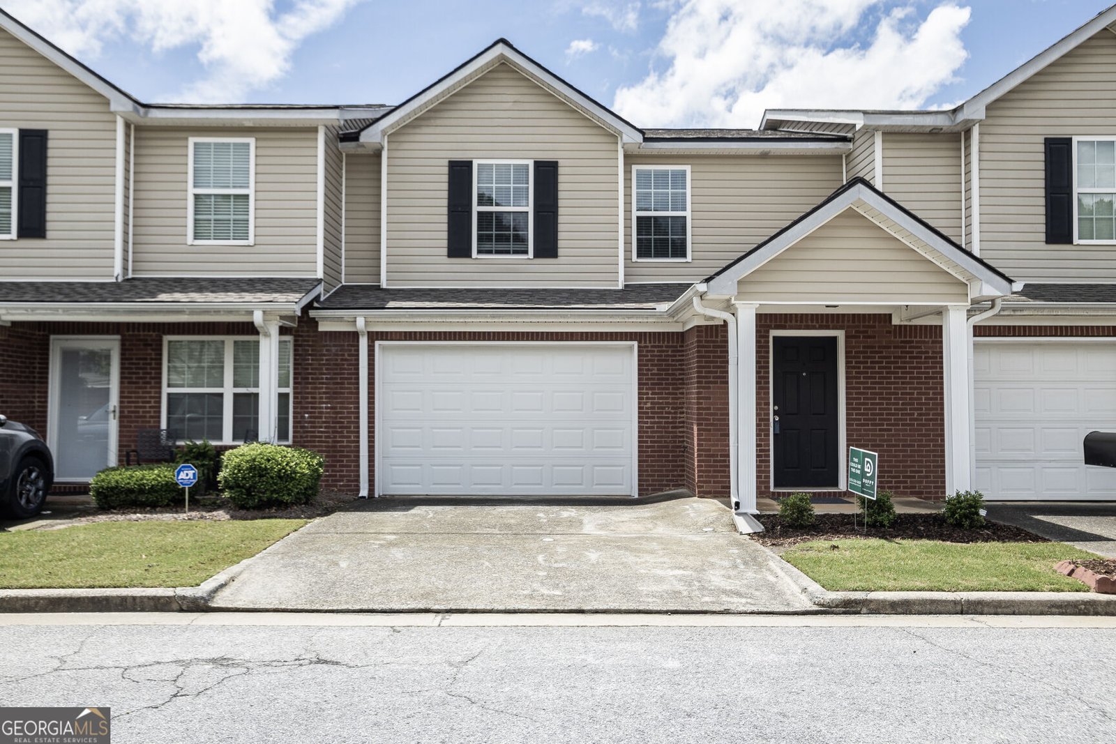 132 Tara Commons Drive Loganville - 1