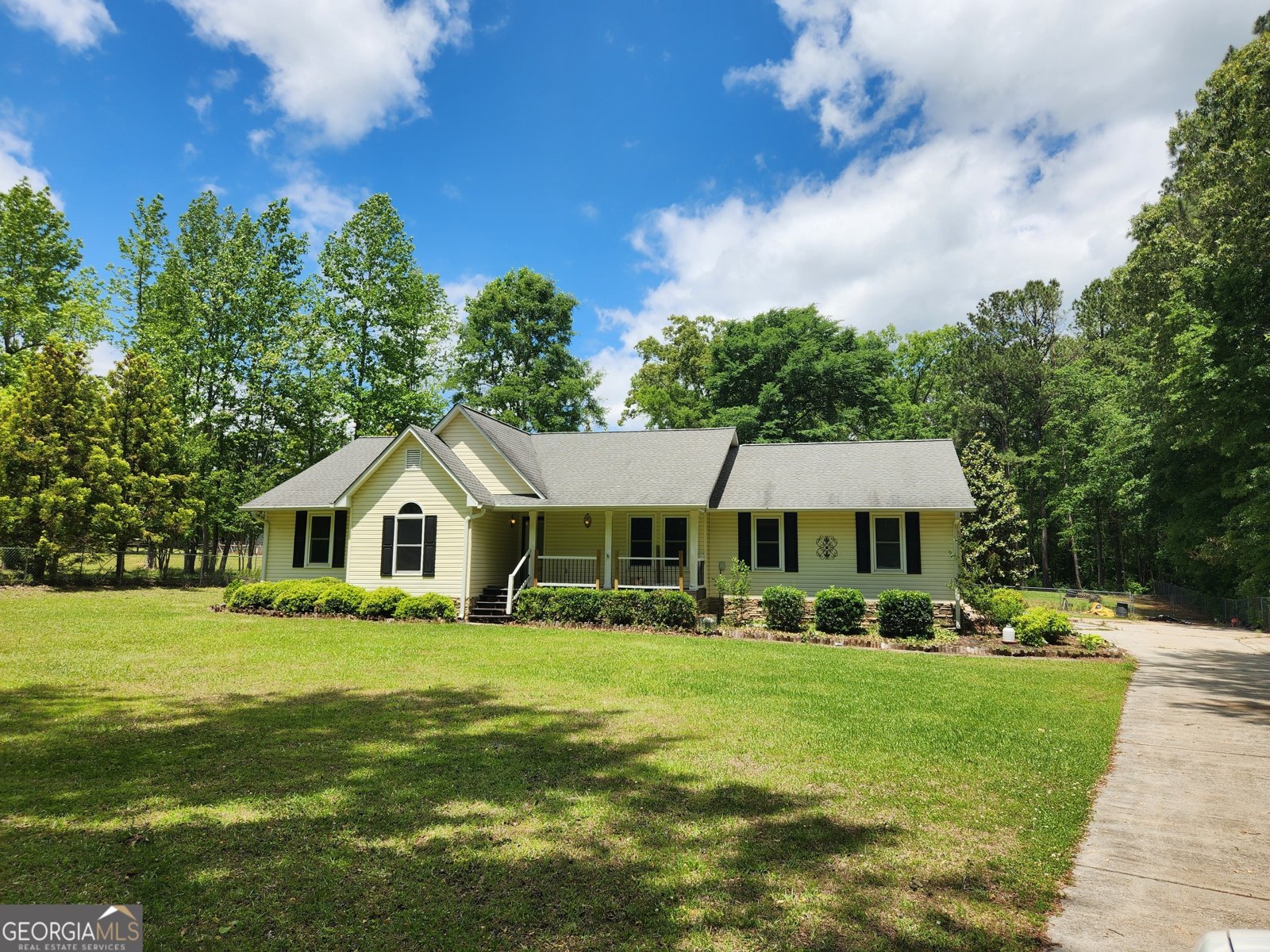 350 Lakeview Drive Brooks - 2
