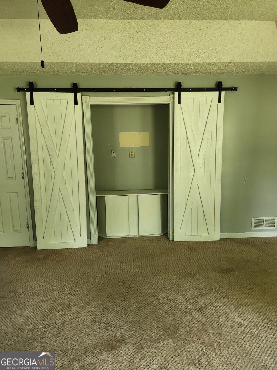 350 Lakeview Drive Brooks - 22