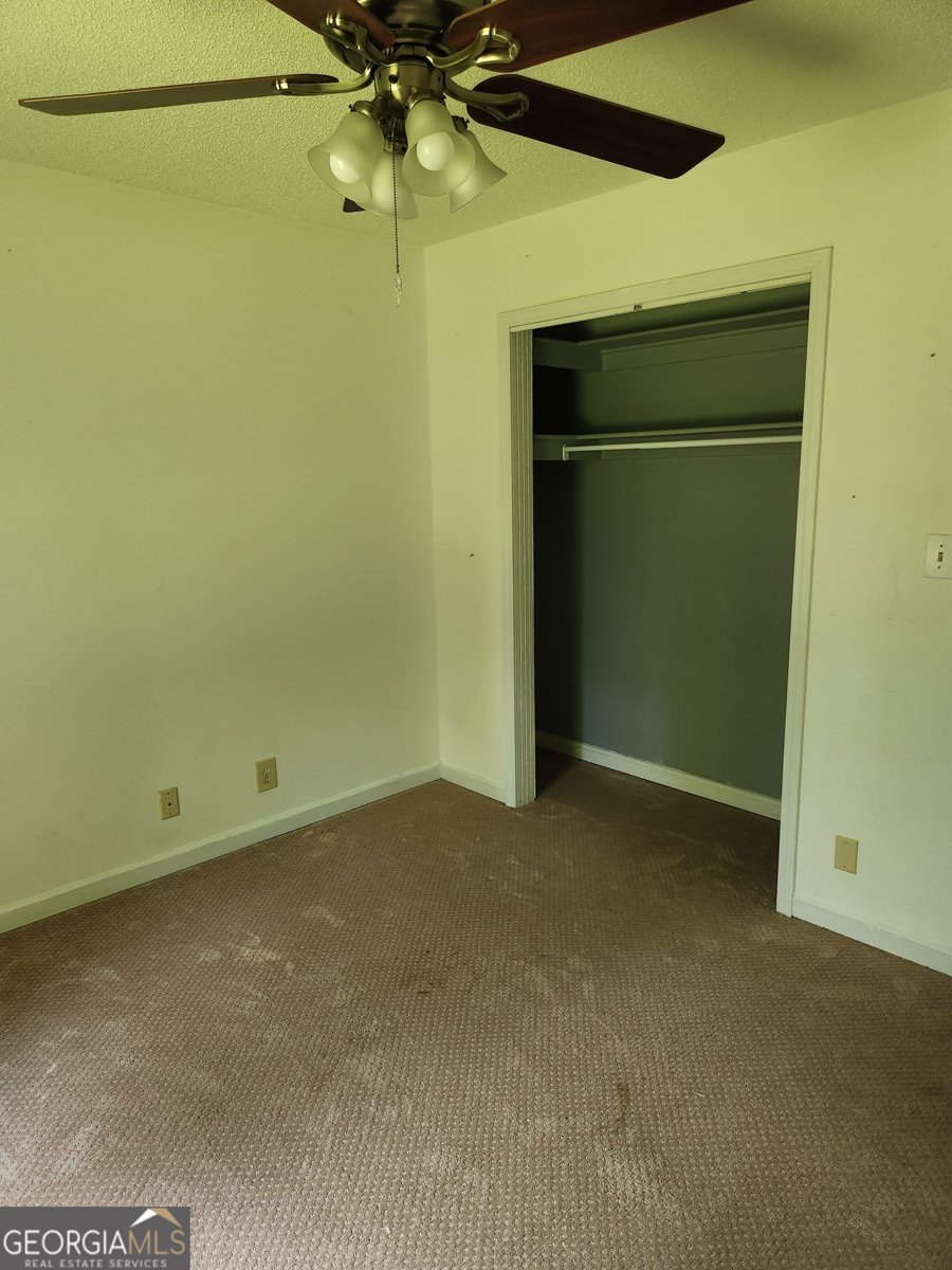 350 Lakeview Drive Brooks - 24