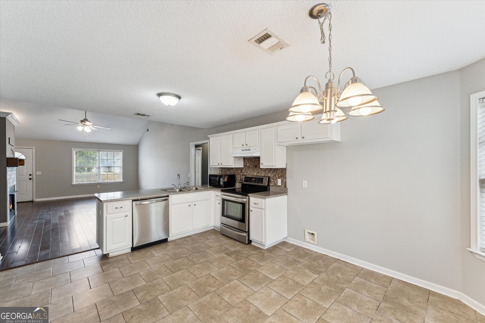 105 Mustang Drive Guyton - 16
