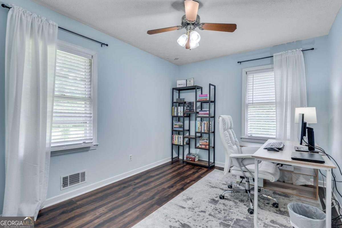 2653 Elkhart Circle Marietta - 21